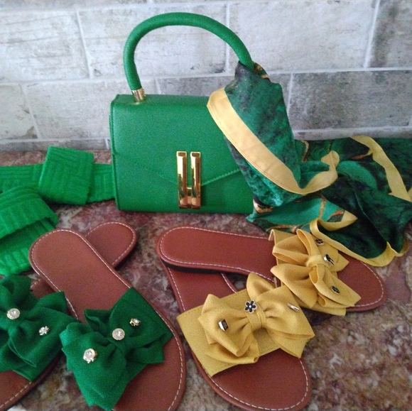 Sandals - Picture 4 of 5